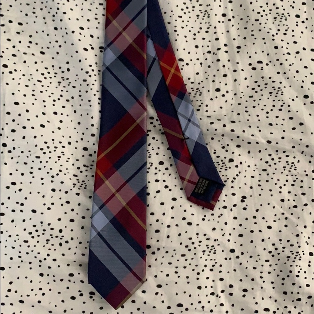 BDG. Tie